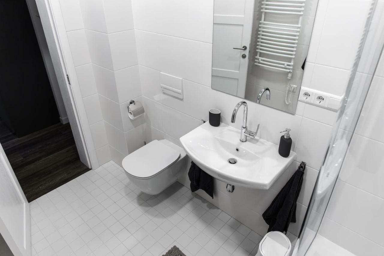 Deluxe Apartments By Hostlovers Каунас Екстер'єр фото